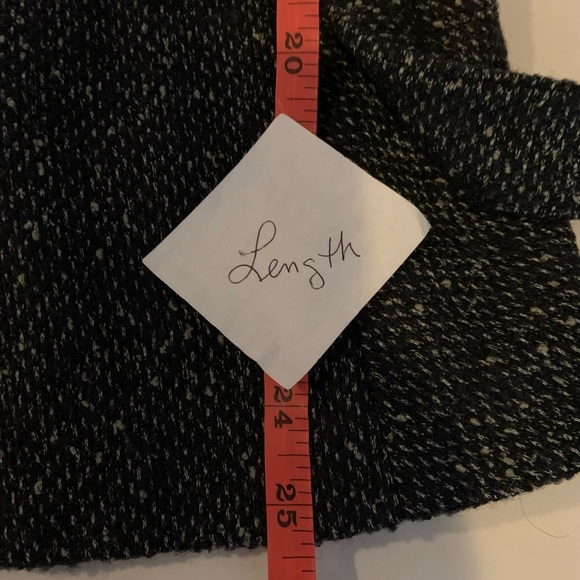 CAbi Black Tweed Wool Blend Lined Vest Gold Buttons Women’s Medium NWT - Picture 8 of 10